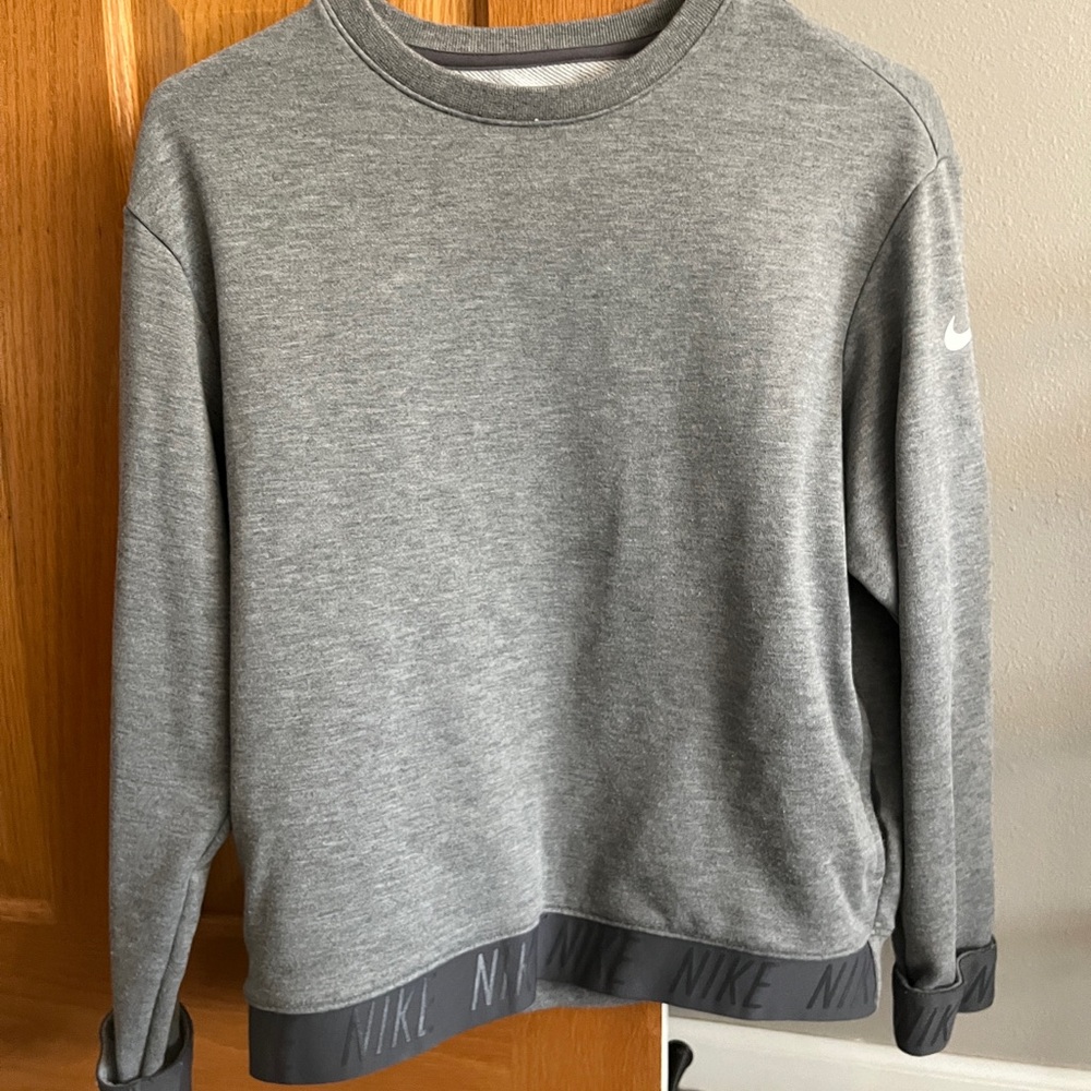 Nike Women's Heather Gray Sweatshirt